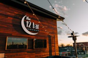 12 Bar Lounge