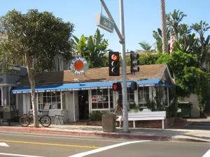 Orange Inn Brunch Spots in Laguna Beach