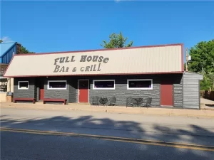 FULL HOUSE Grill-Bar